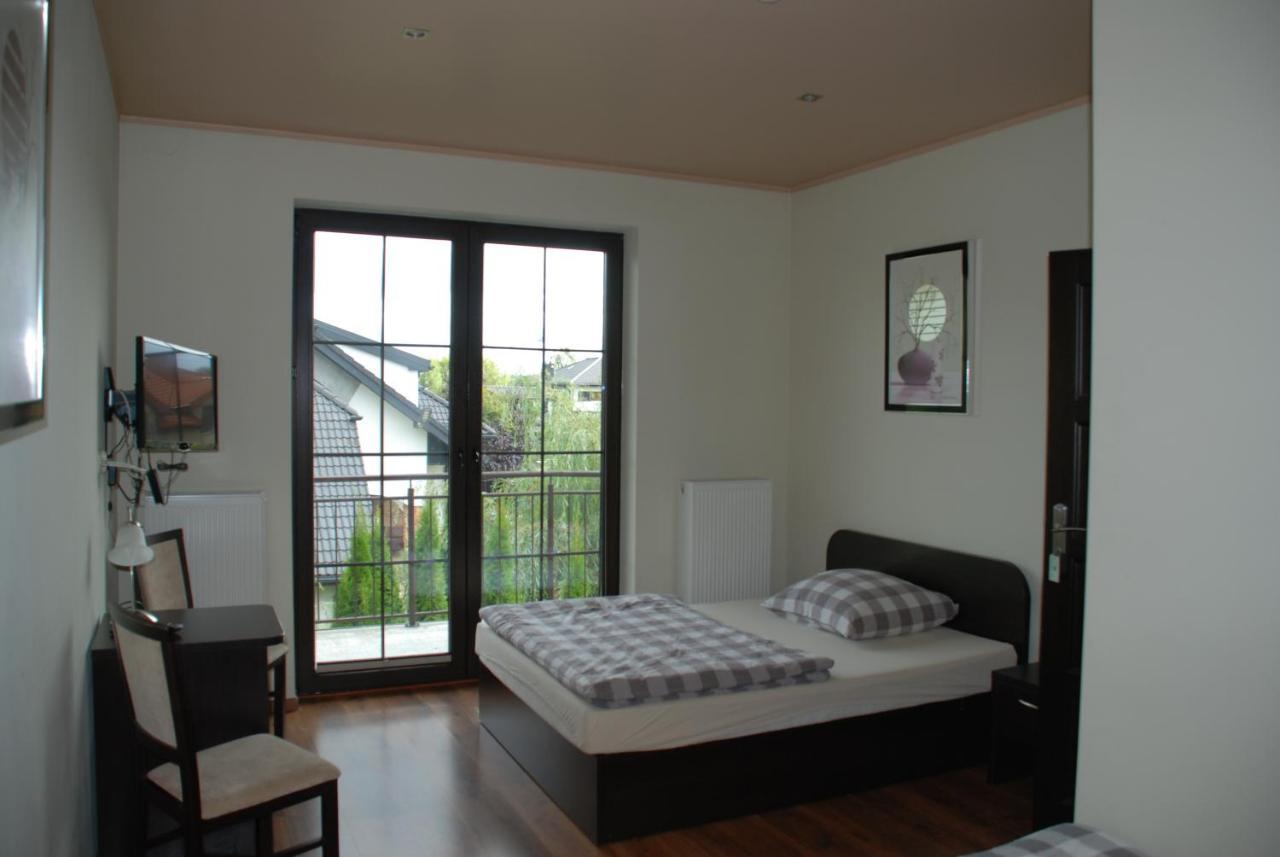 Villarenoma Nadarzyn Ngoại thất bức ảnh