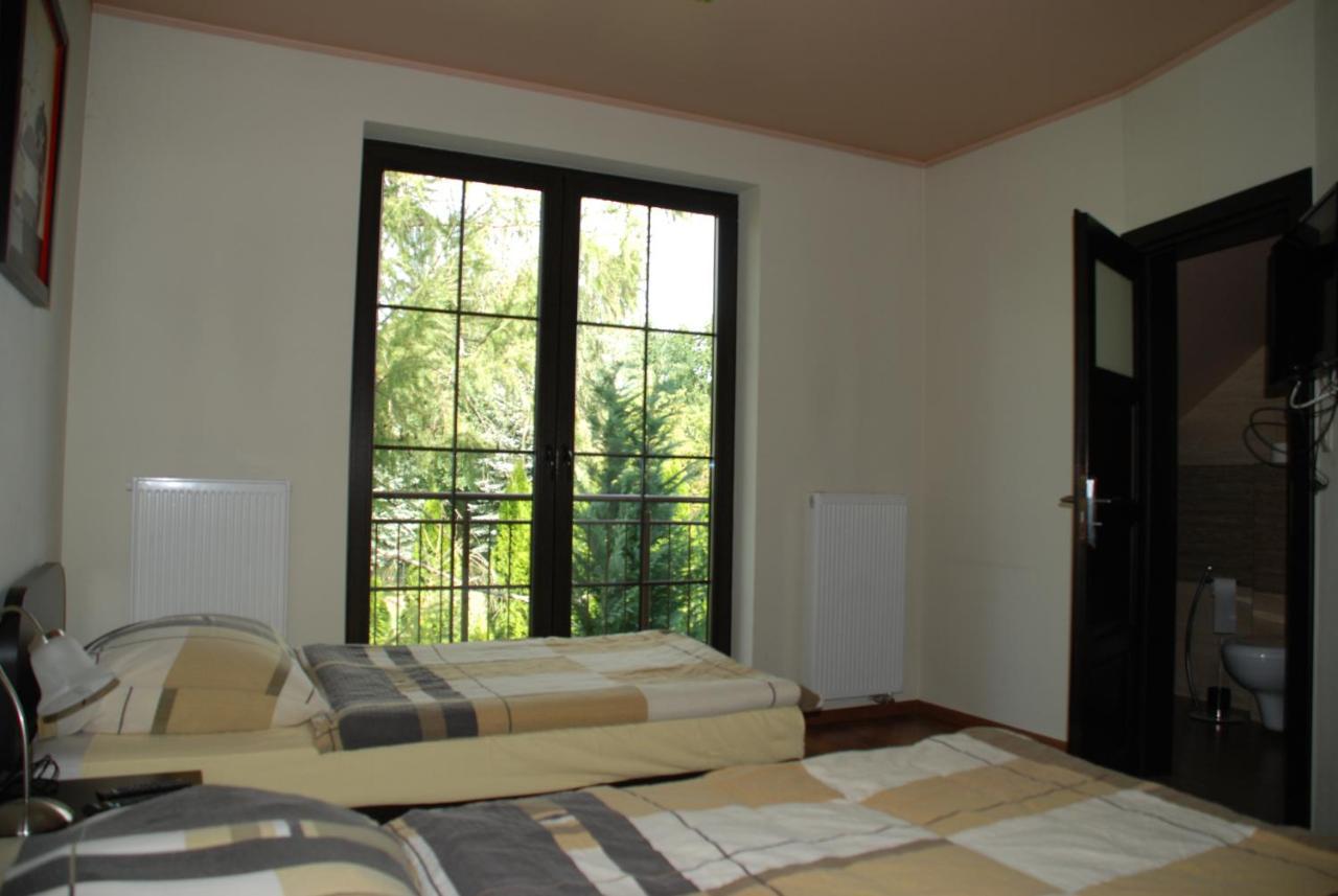 Villarenoma Nadarzyn Ngoại thất bức ảnh